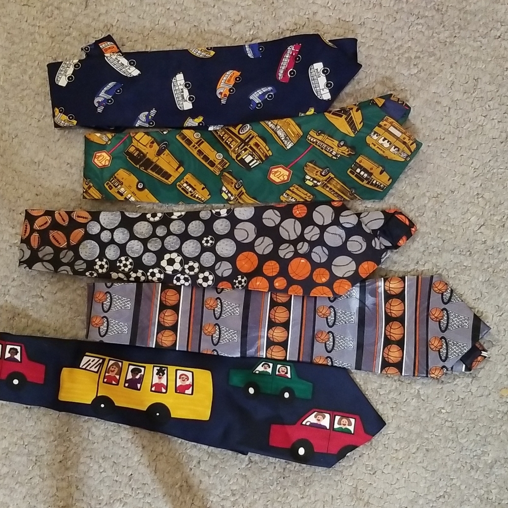 Assortment 5 Mens Novelty Neckties